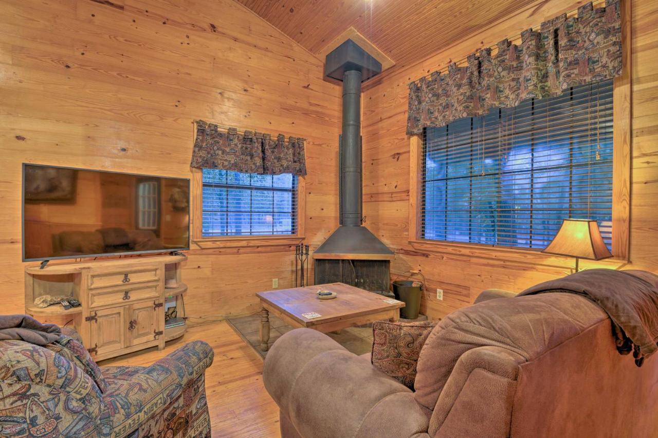 Hochatown Hideaway With Hot Tub, Grill And Fire Pit! Villa Stephens Gap Exterior foto