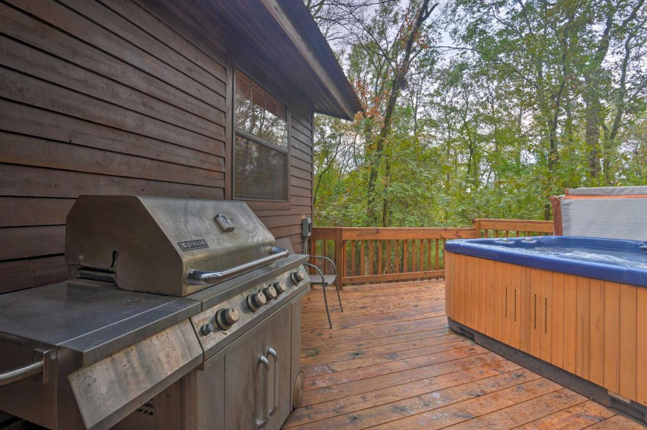 Hochatown Hideaway With Hot Tub, Grill And Fire Pit! Villa Stephens Gap Exterior foto